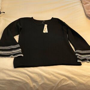 Aqua Large black sweater NWT
